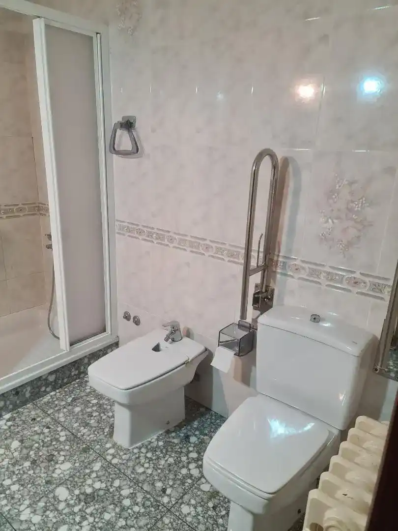 Bany de Casa adosada en venda en Sahagún