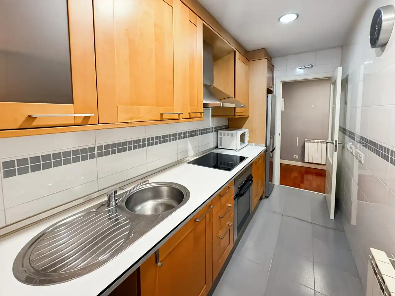 Küche von Wohnung zum Verkauf in Madrid mit Heizung, Abstellraum und Gemeinschaftspool