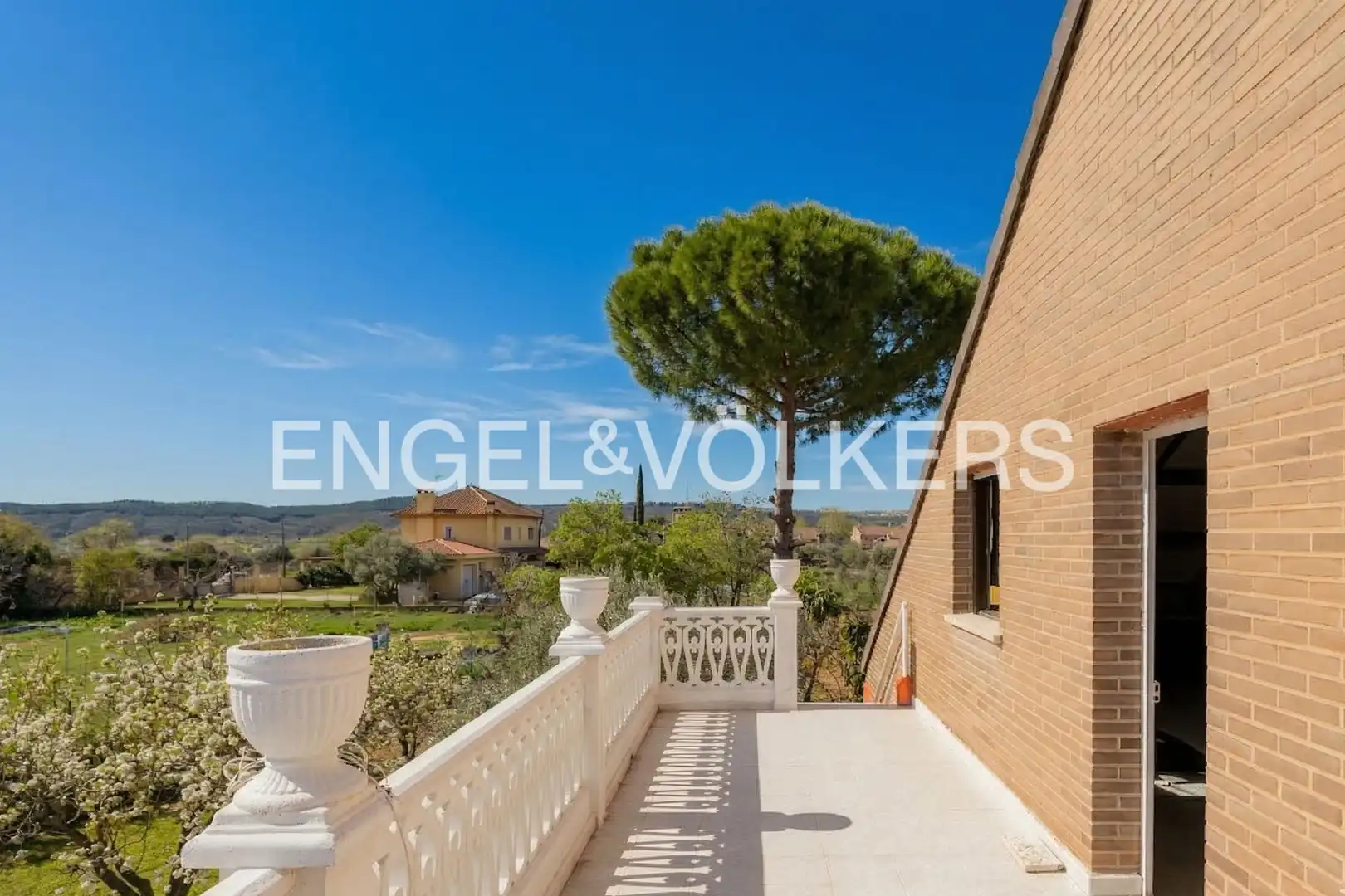 Terrassa de Casa o xalet en venda en Mejorada del Campo amb Aire condicionat, Calefacció i Terrassa