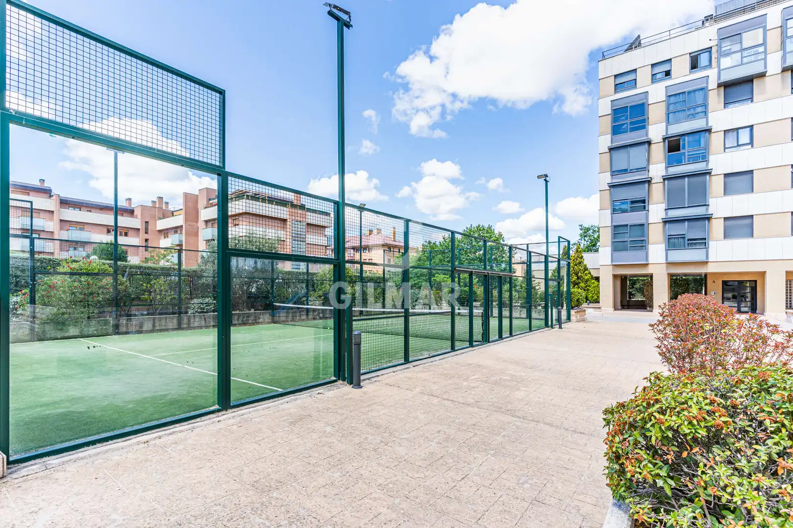 Terraza de Piso en venta en Madrid con Calefacción, Jardín privado y Trastero