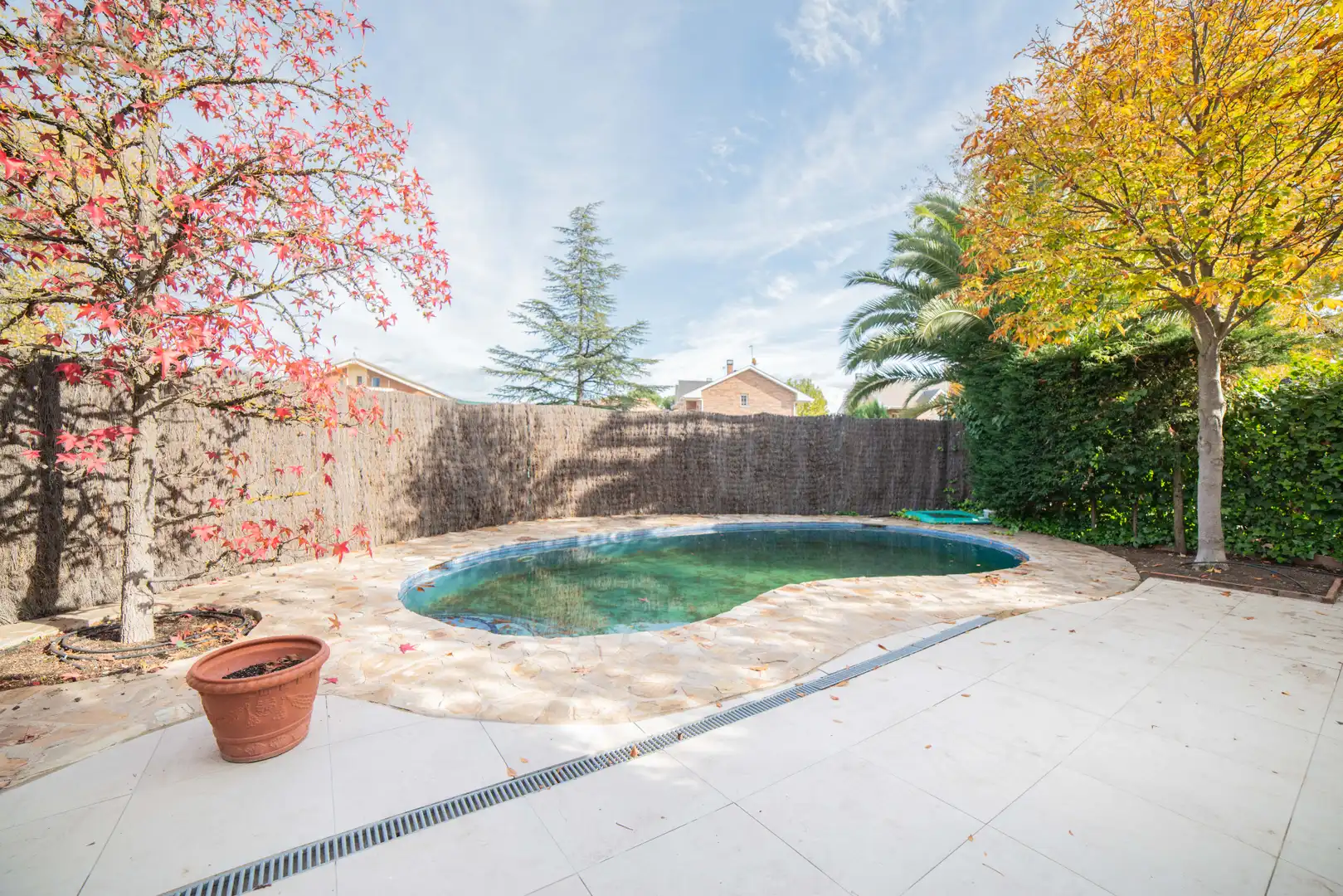 Piscina de Casa adosada en venda en Villanueva de la Cañada amb Jardí privat, Parquet i Piscina