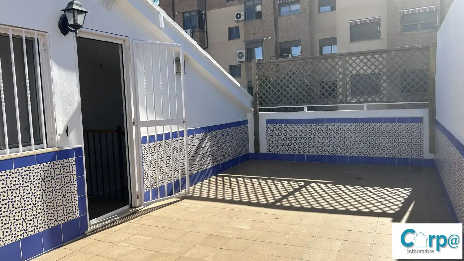 Terrace of Houses for rent in Tavernes Blanques  with Air Conditioner, Heating and Parquet flooring