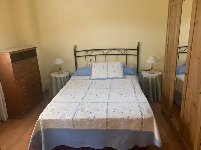 Habitación de Piso de alquiler en Puertollano con Aire acondicionado, Calefacción y Amueblado