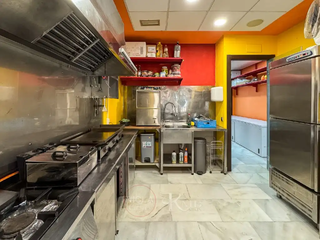 Kitchen of Commercial properties for sale in Vera  with Air Conditioner and Furnished