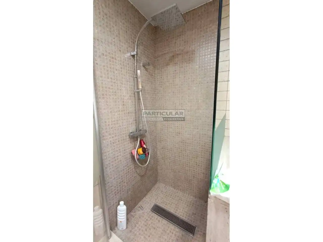 Badezimmer von Haus oder Chalet zum Verkauf in La Roca del Vallès mit Klimaanlage, Heizung und Privatgarten