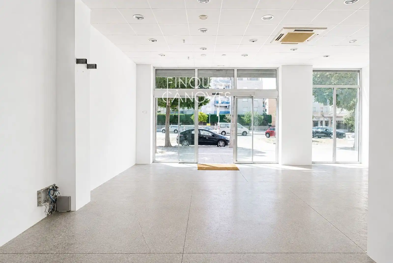 Business premises for sale in Josep Pla, imagen 8