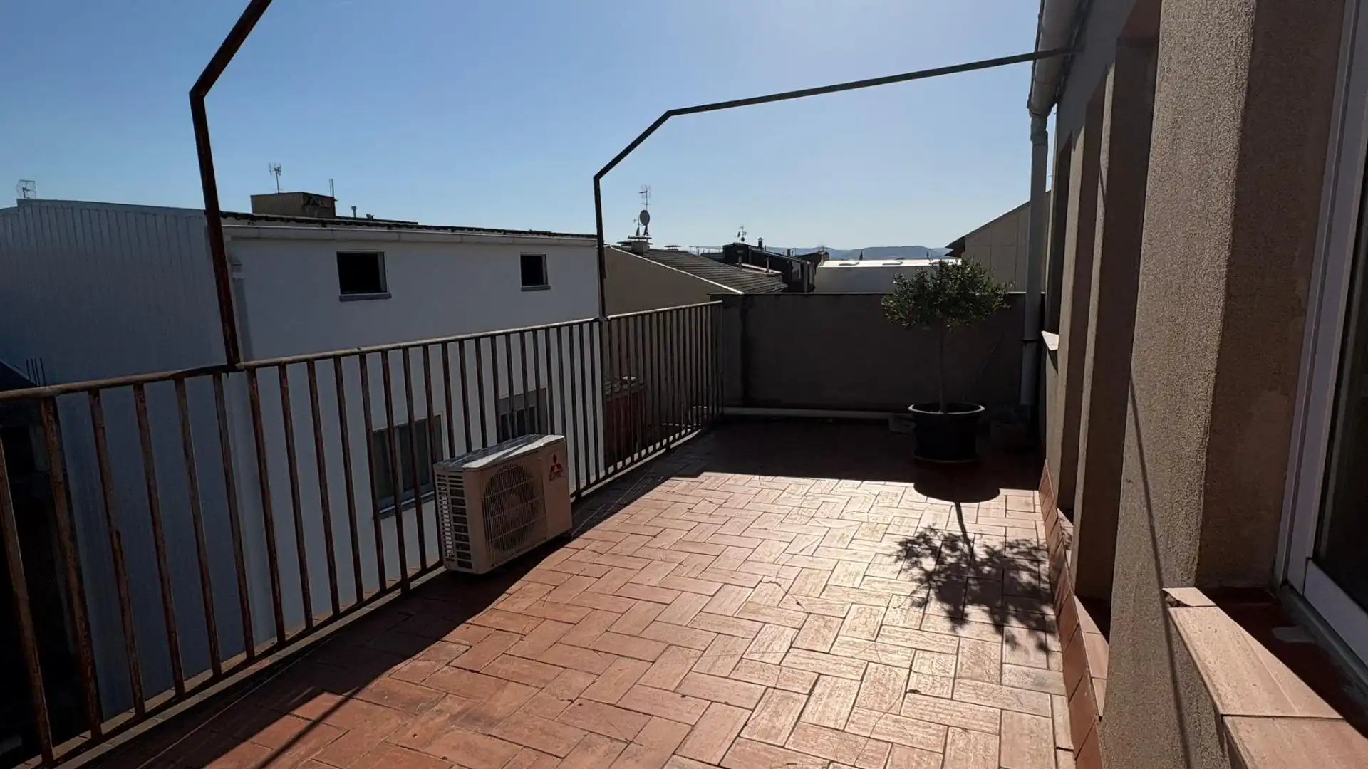 Terraza de Piso en venta en Òdena con Parquet