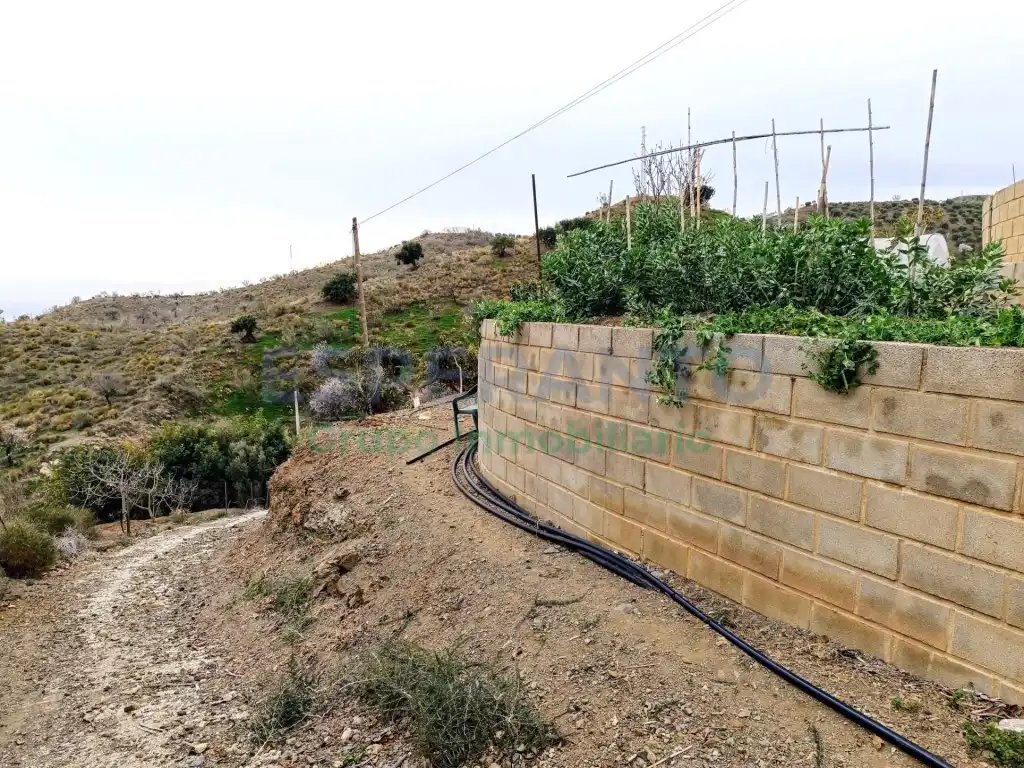 Finca rústica en venda en Vélez-Málaga amb Aire condicionat, Jardí privat i Traster