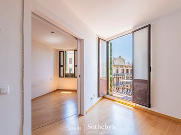 Apartament amb ascensor en venda a Carrer d'Aribau