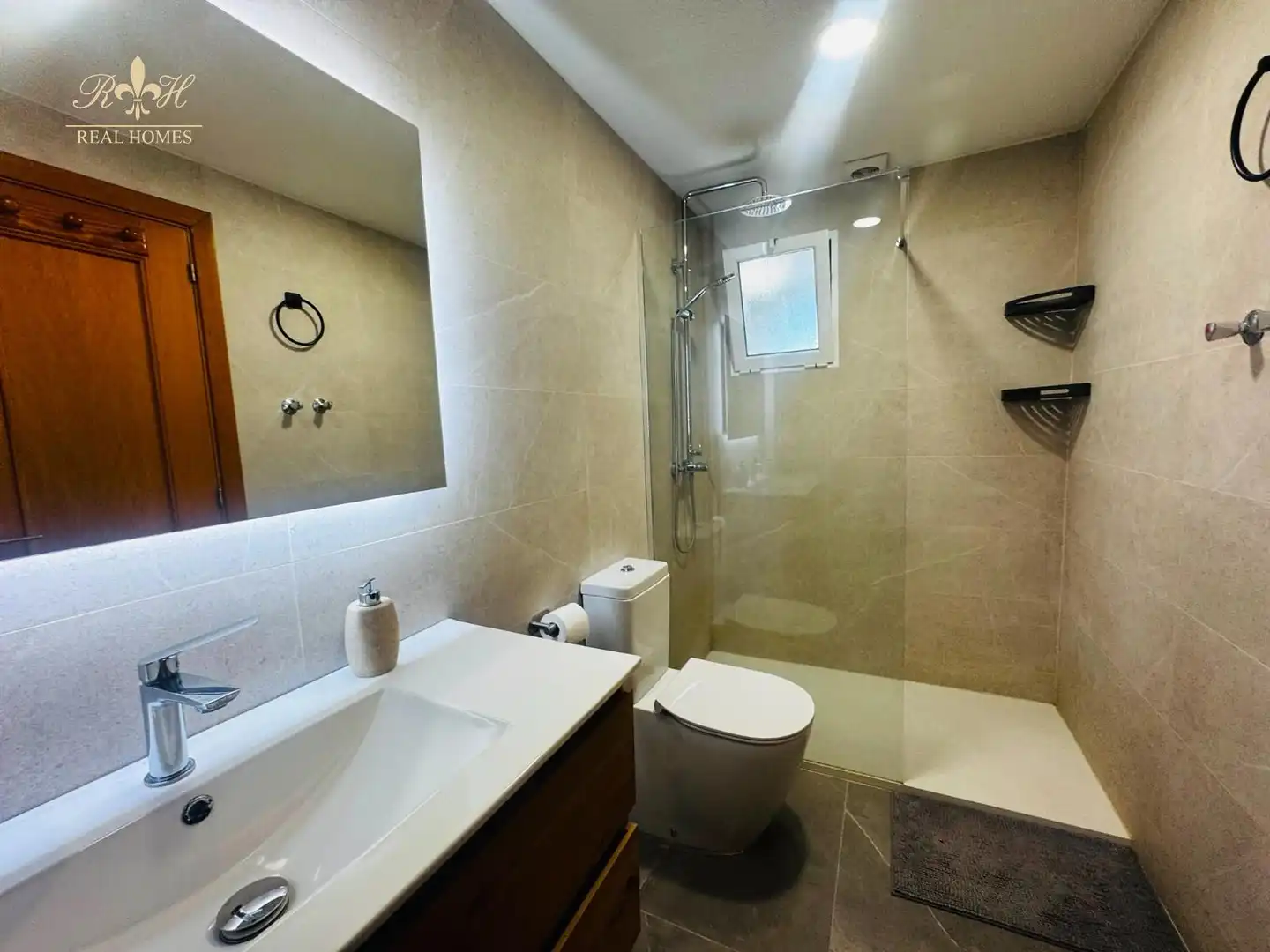 Piso con ascensor en venta en JOAQUÍN TURINA, imagen 7