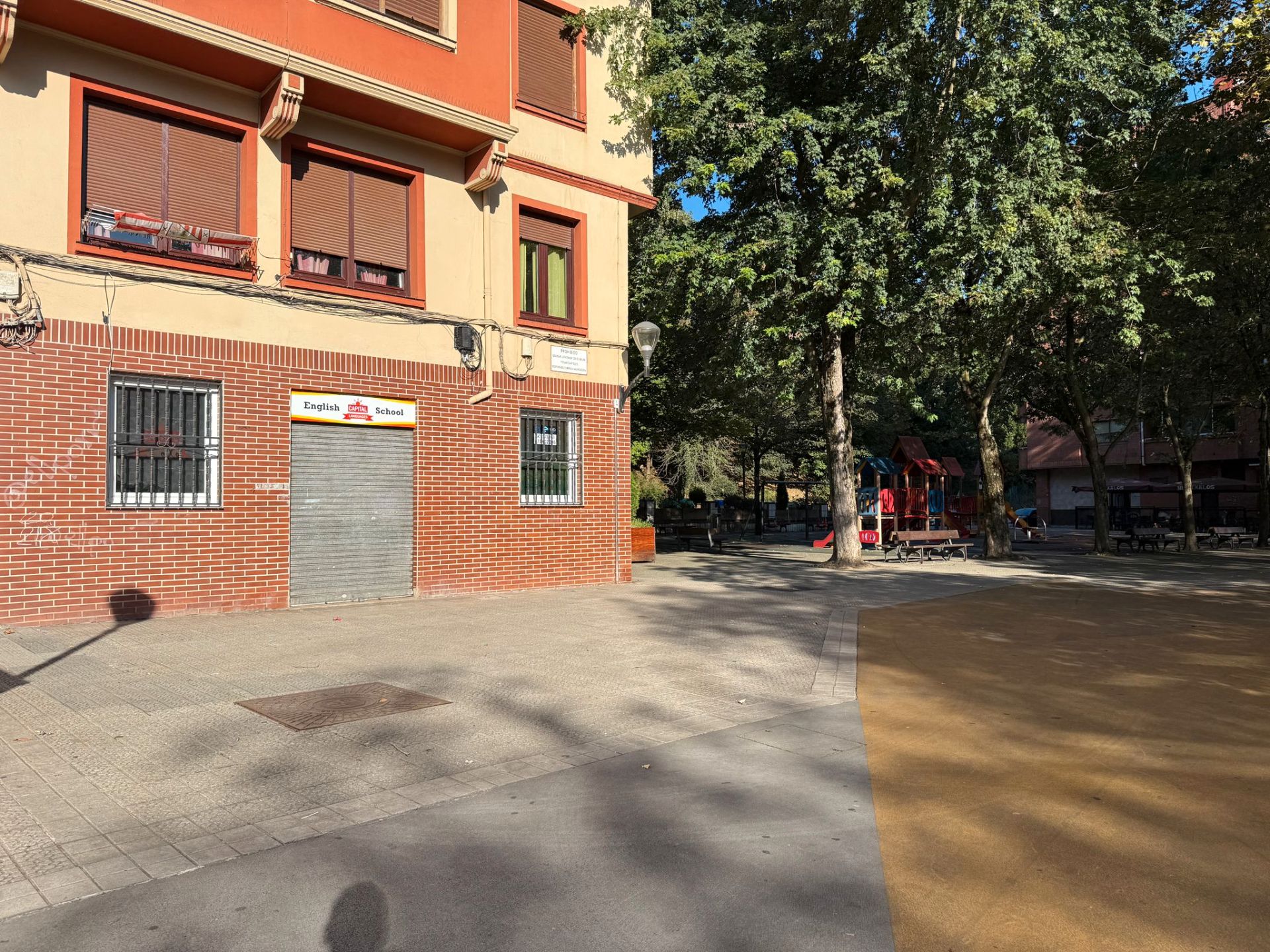 Vista exterior de Local de alquiler en Bilbao 