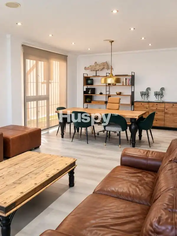Büro zum Verkauf in Estepona, Málaga