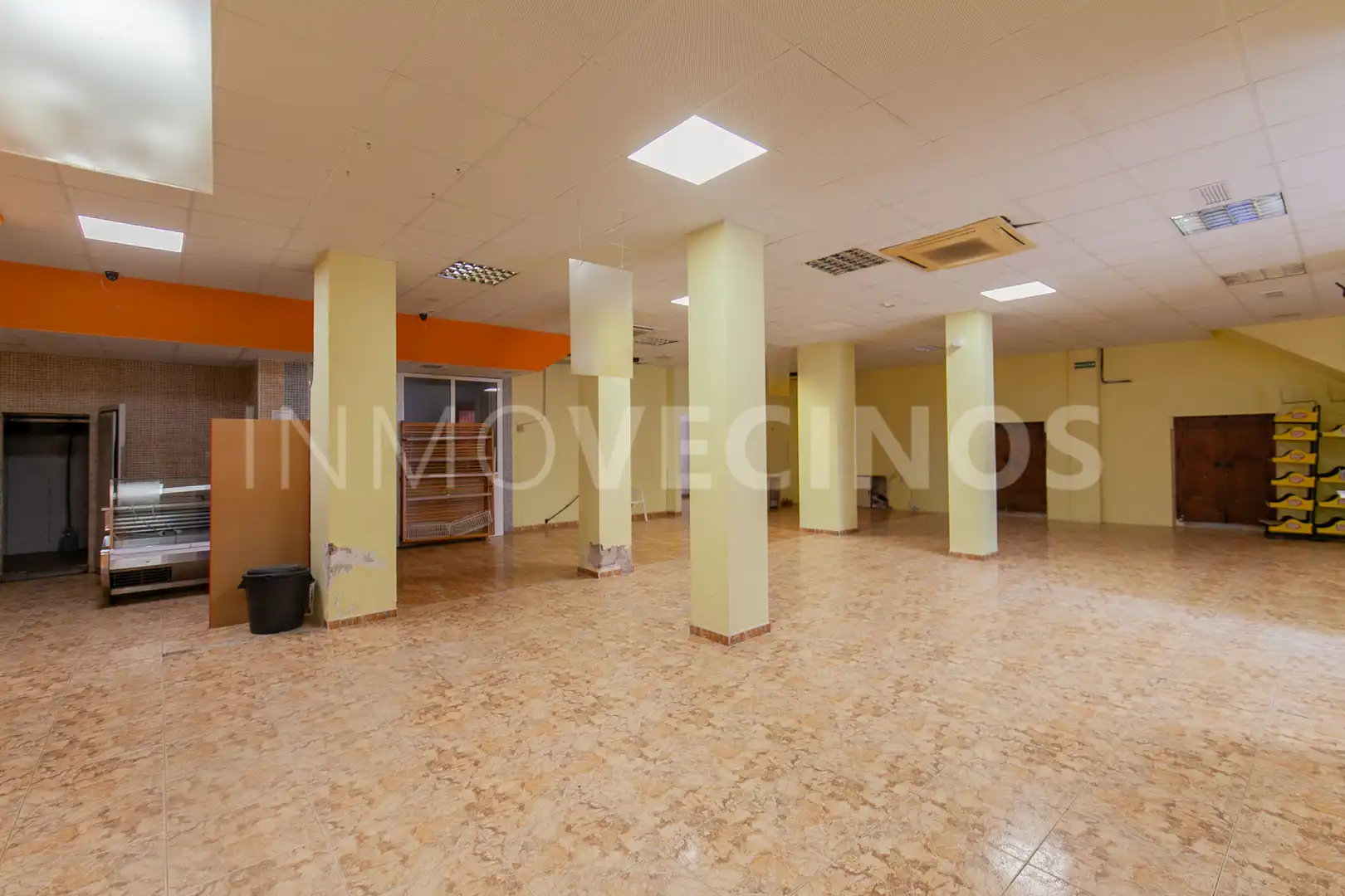 Local en venta en Antella