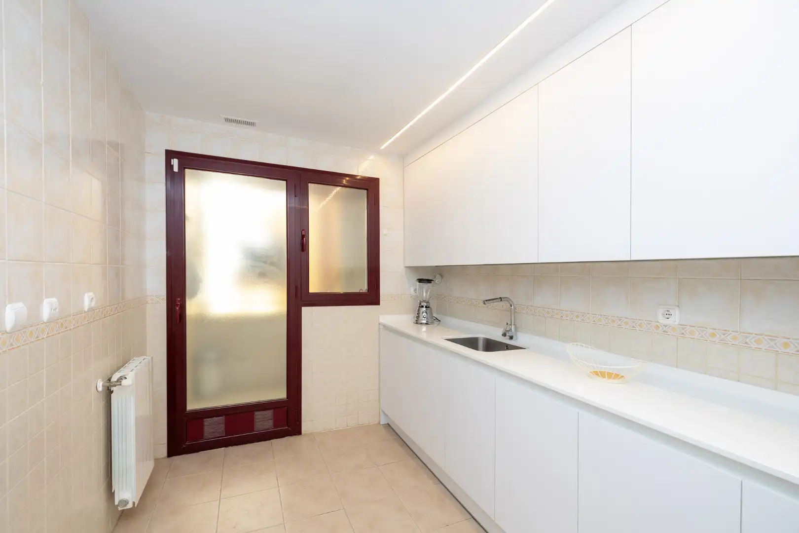 Cocina de Piso de alquiler en Granada con Calefacción, Parquet y Terraza