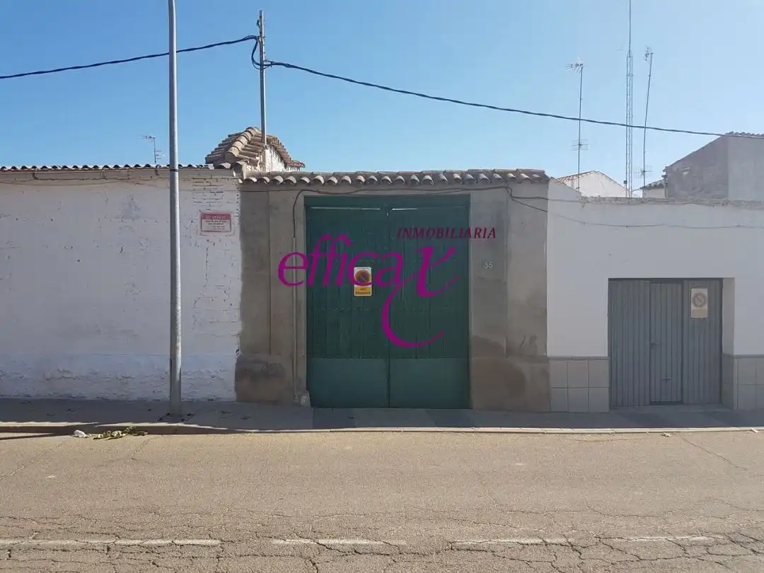 Exterior view of Industrial buildings for sale in El Carpio de Tajo