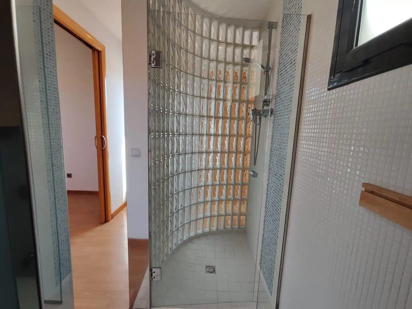 Baño de Casa o chalet en venta en Montmeló con Calefacción, Jardín privado y Terraza