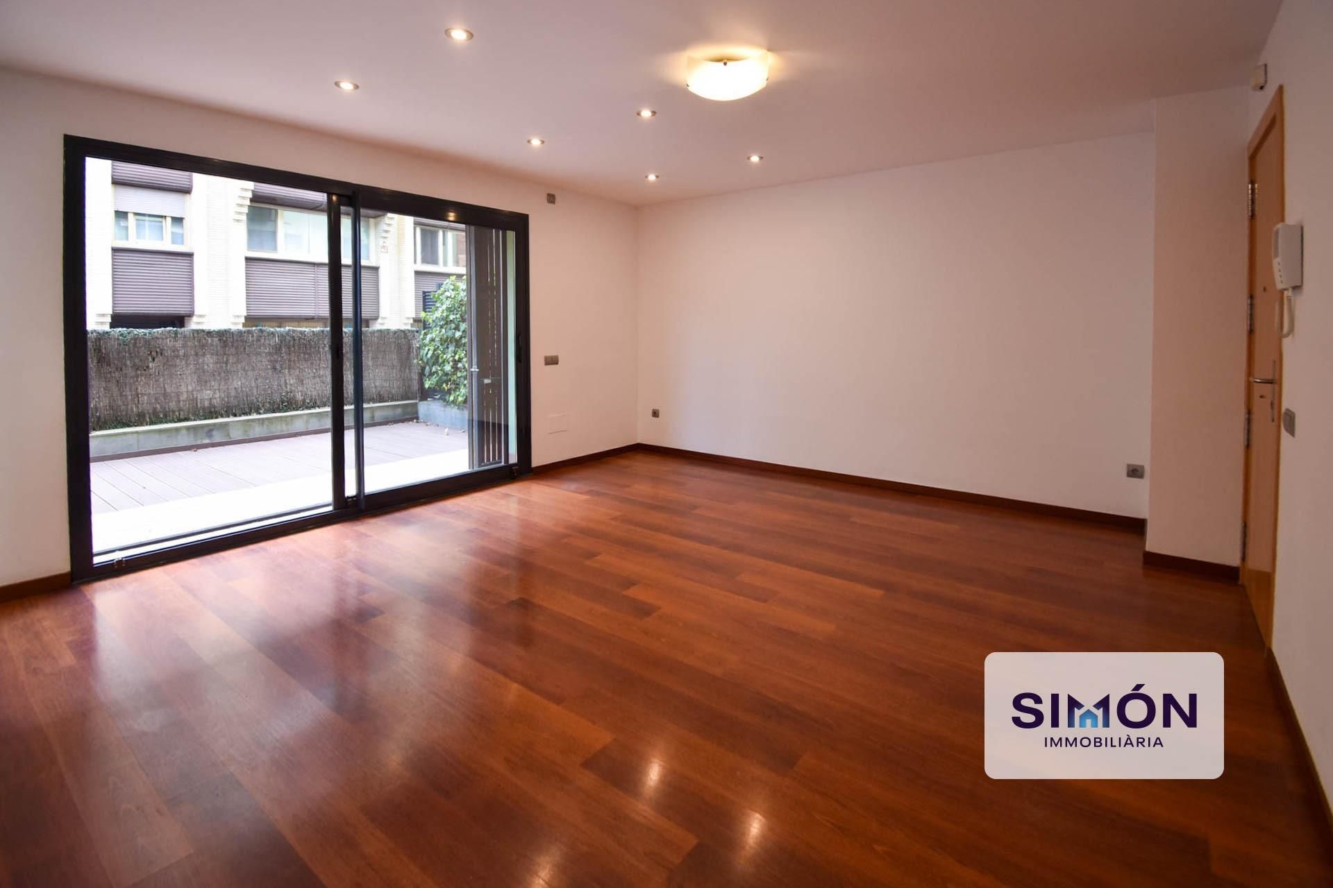 Sala d'estar de Pis en venda en Manresa amb Terrassa