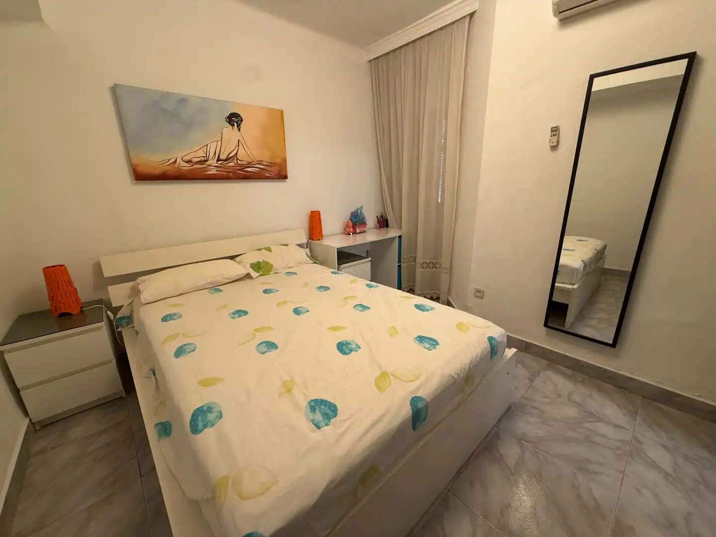 Habitación de Piso de alquiler en Málaga con Amueblado, Horno y Lavadora