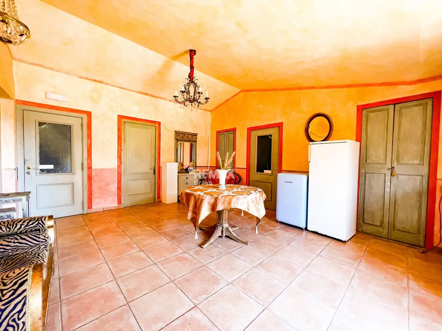 Country house zum Verkauf in Carretera CARRETERA DE MOLLET, Peralada