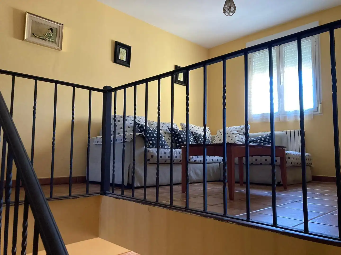 Dormitori de Casa o xalet en venda en Ponferrada amb Calefacció, Jardí privat i Terrassa