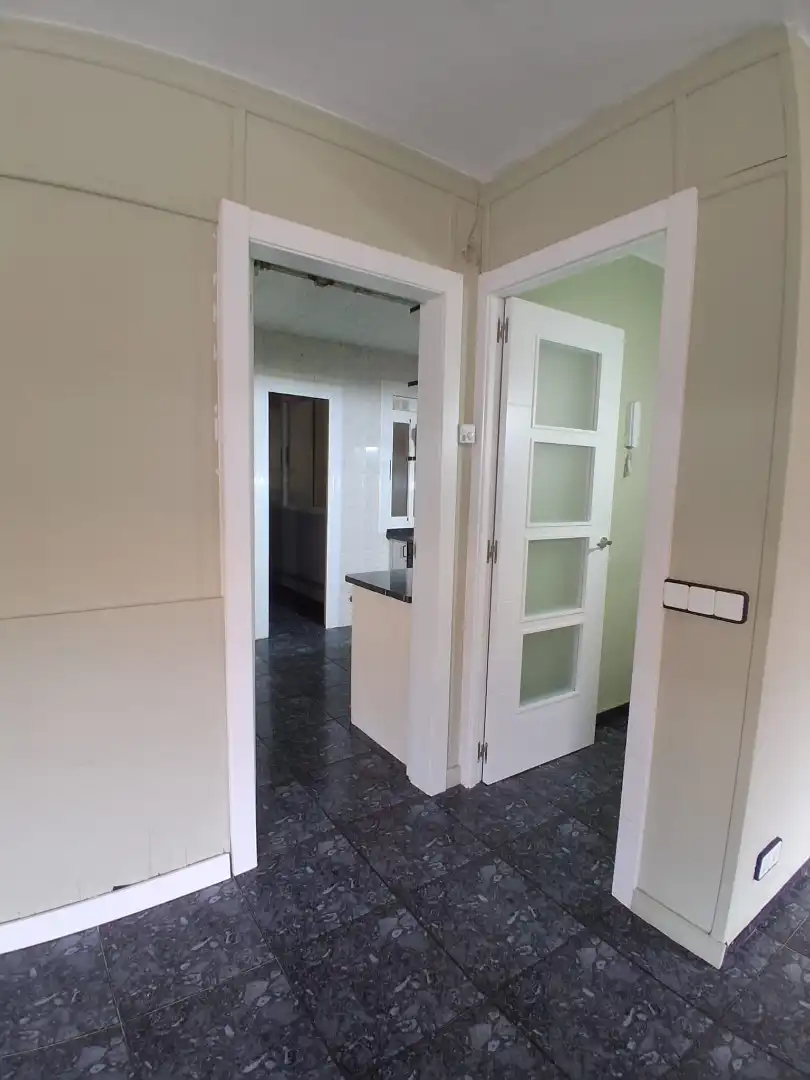 Flat for sale in Rubí  with Air Conditioner and Heating