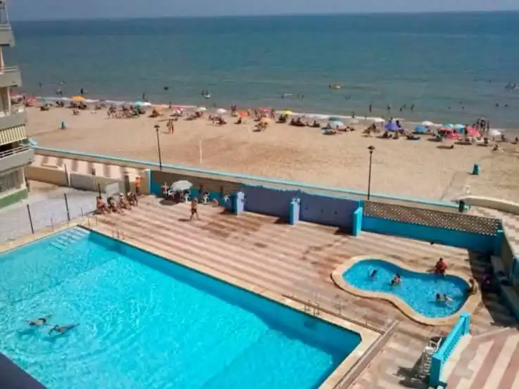 Piscina de Piso de alquiler en Sueca con Aire acondicionado, Parquet y Terraza