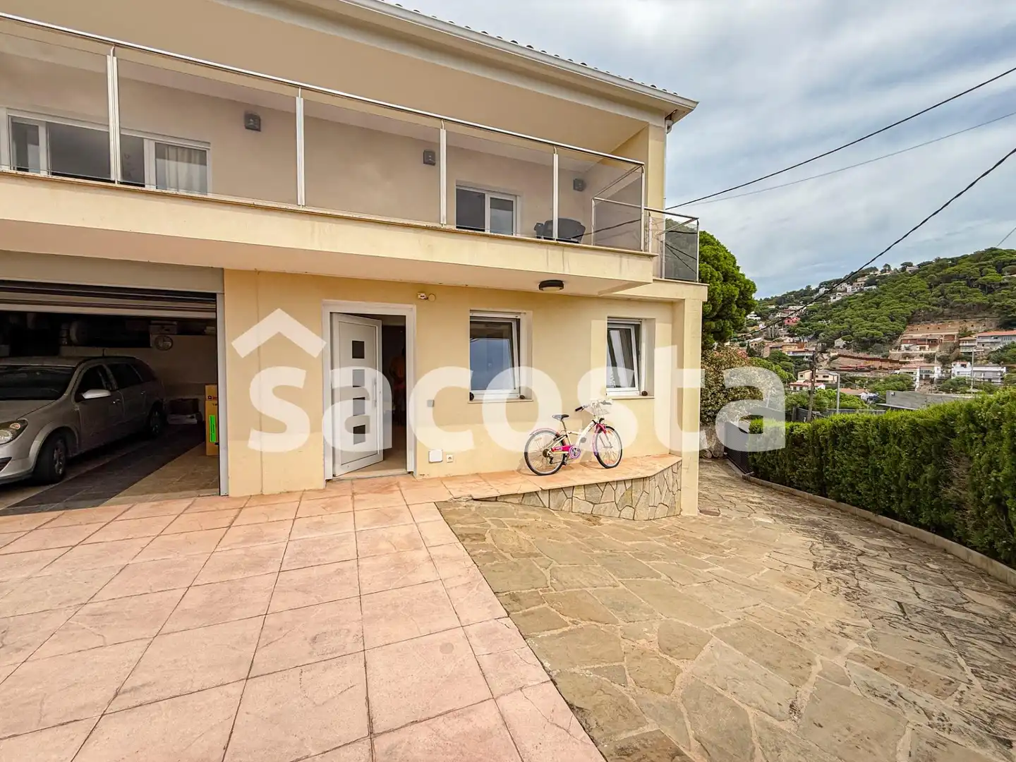 Außenansicht von Haus oder Chalet zum Verkauf in Lloret de Mar mit Klimaanlage, Heizung und Privatgarten
