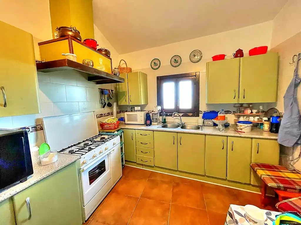 Cocina de Finca rústica en venta en Macharaviaya con Jardín privado, Terraza y Amueblado