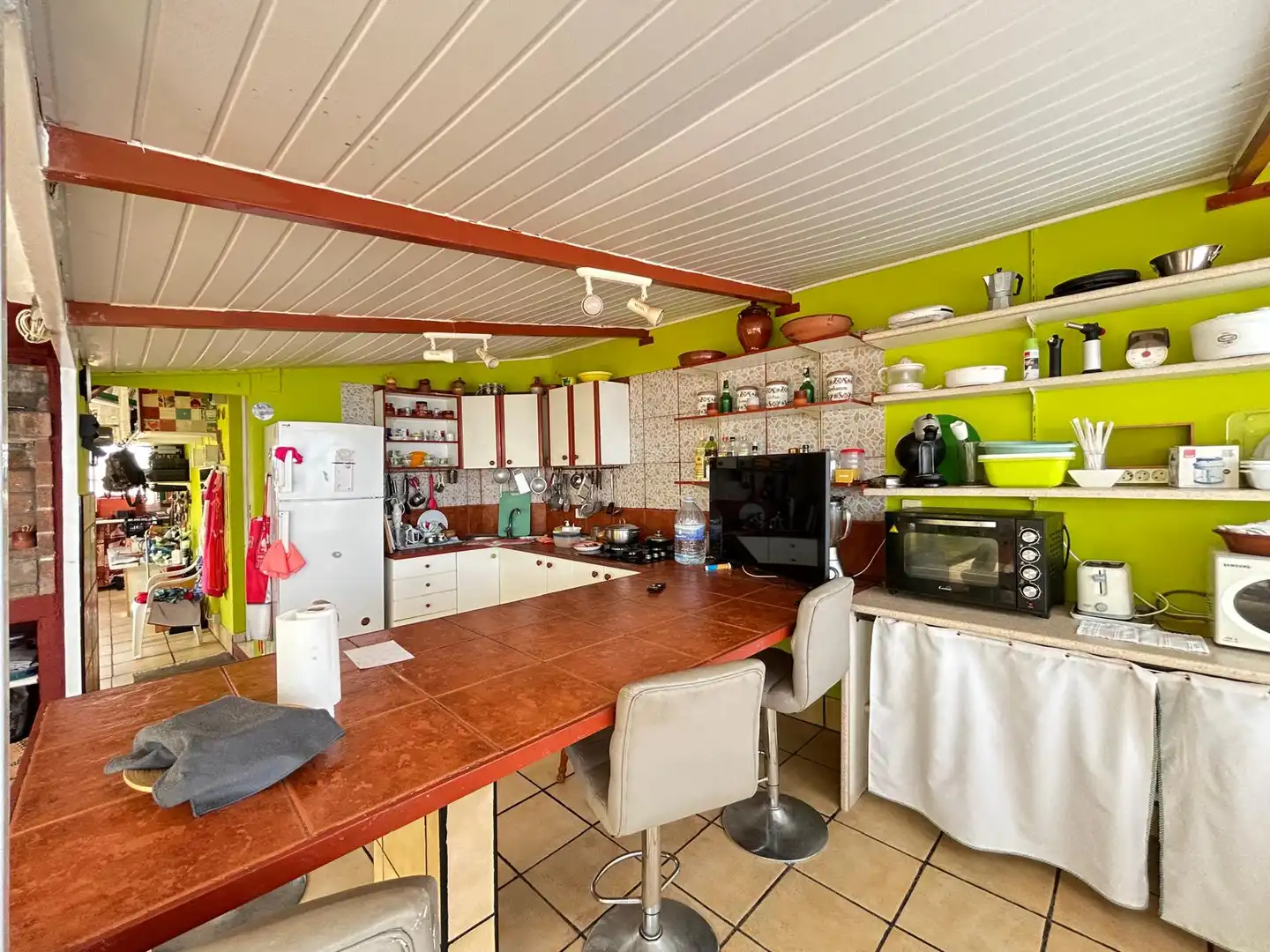 Cuina de Casa o xalet en venda en Las Palmas de Gran Canaria amb Terrassa i Moblat