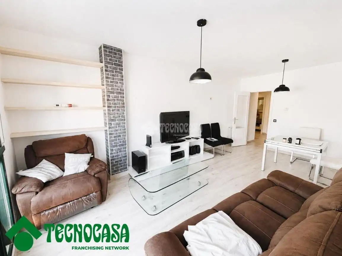 Sala d'estar de Pis en venda en Toledo amb Aire condicionat, Calefacció i Parquet