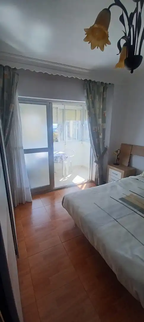 Bedroom of Flat for rent in Algeciras