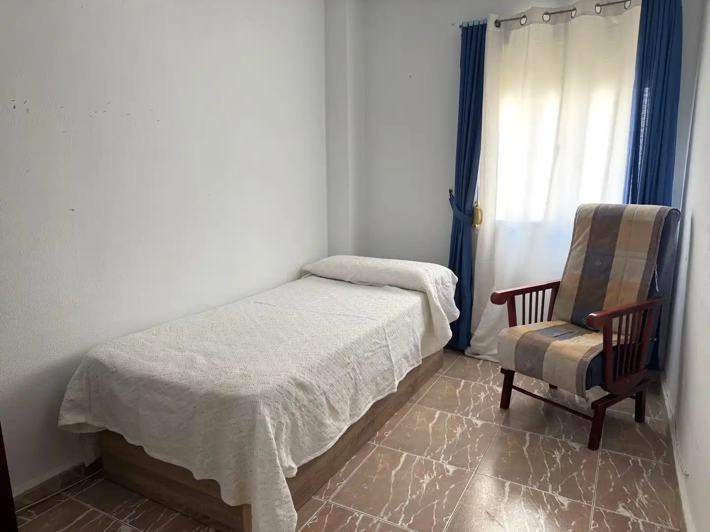 Dormitori de Pis en venda en Cádiz