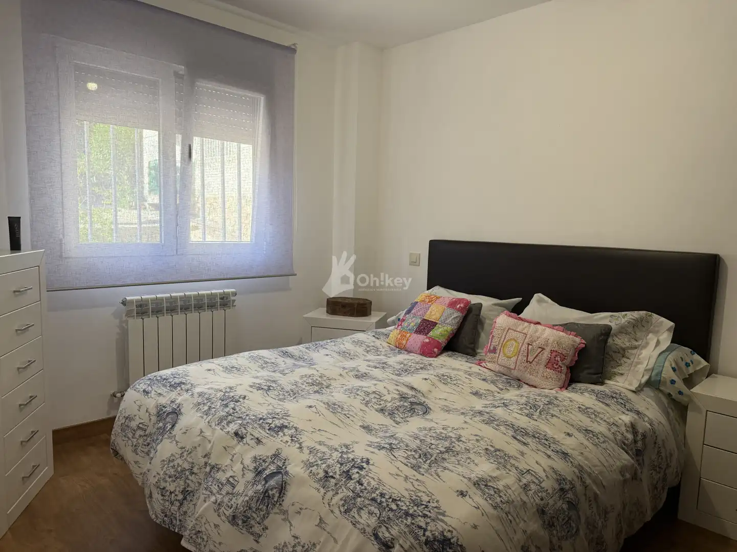 Schlafzimmer von Wohnung zum Verkauf in Fresnedillas de la Oliva mit Klimaanlage, Heizung und Privatgarten