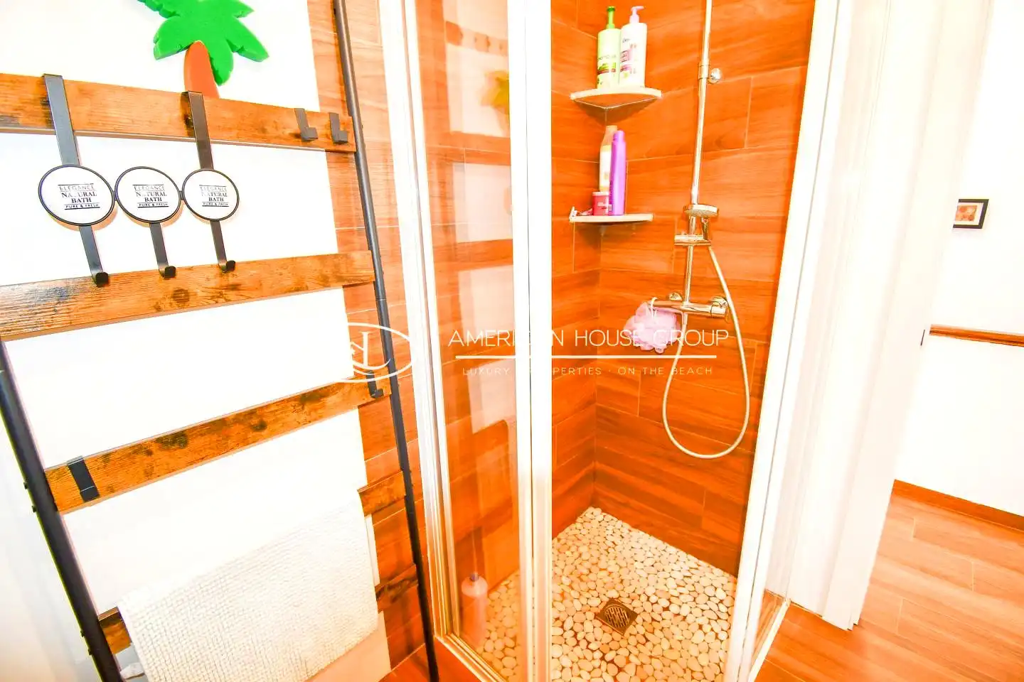 Bany de Casa o xalet en venda en Chiclana de la Frontera amb Aire condicionat, Jardí privat i Terrassa