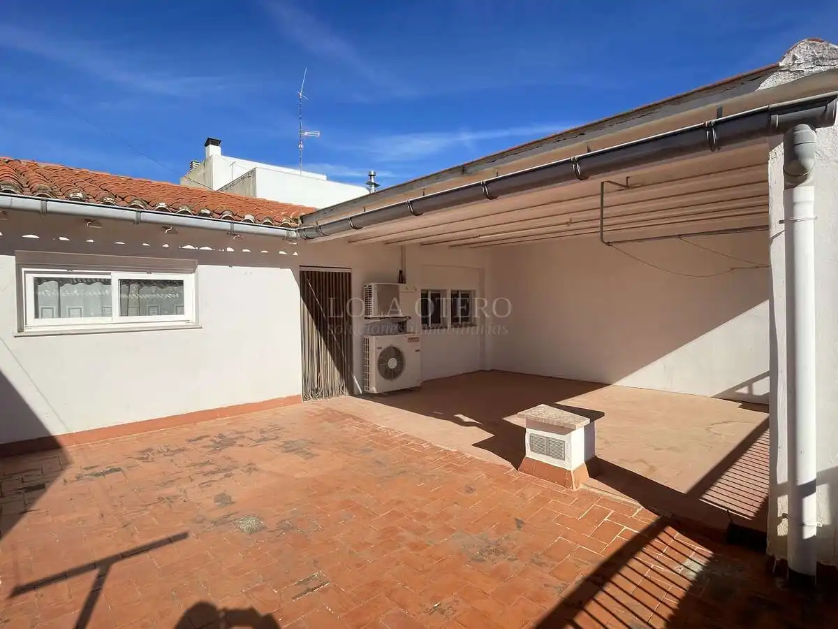 Xalet amb jardí en venda a maestro alcala, imagen 2