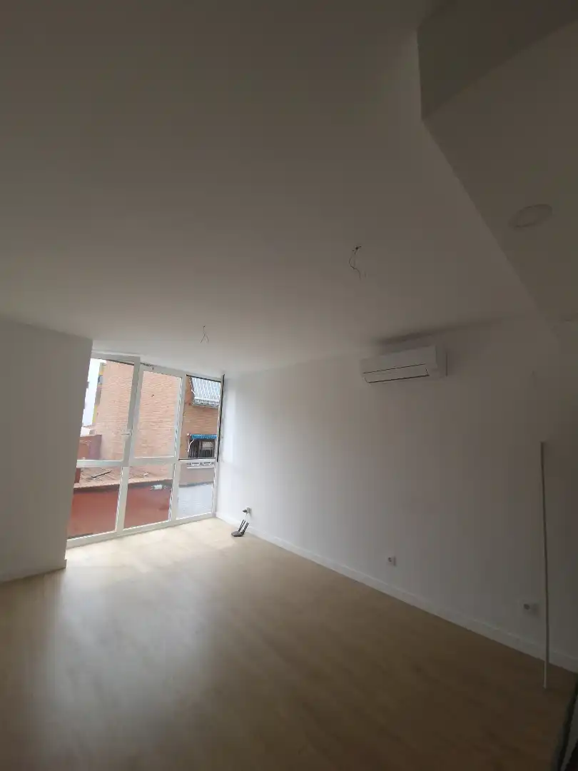 Flat for rent in Madrid  with Air Conditioner, Heating and Storage room