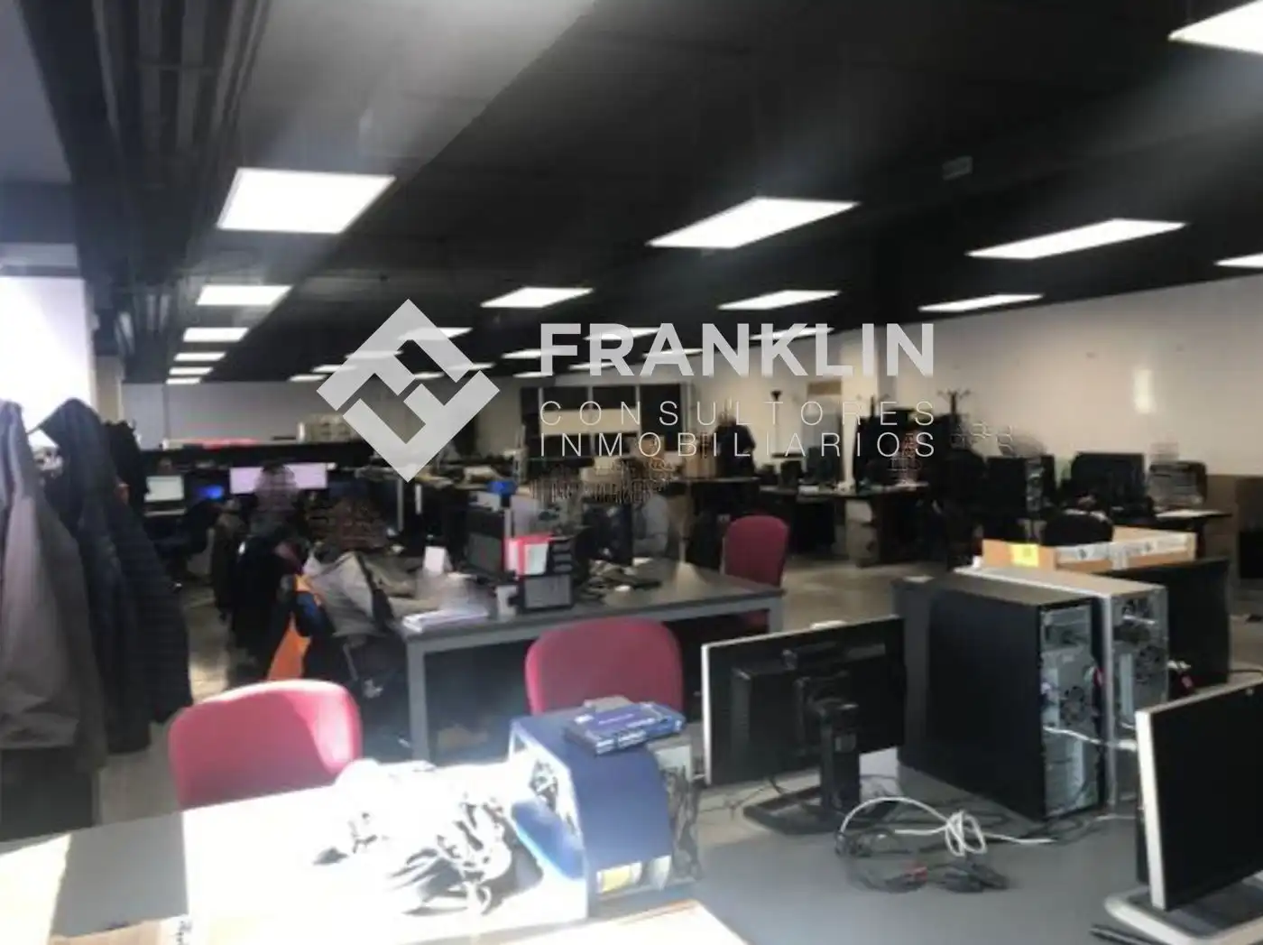 Nau industrial de lloguer a Carrer de la Física 2, imagen 10