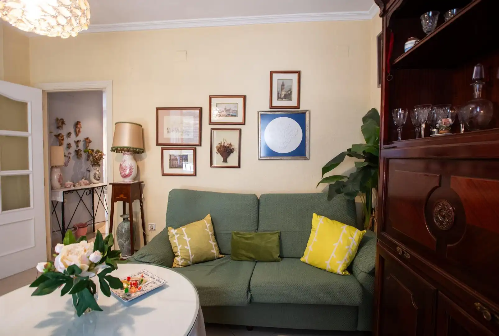 Sala de estar de Edificio en venta en Sevilla