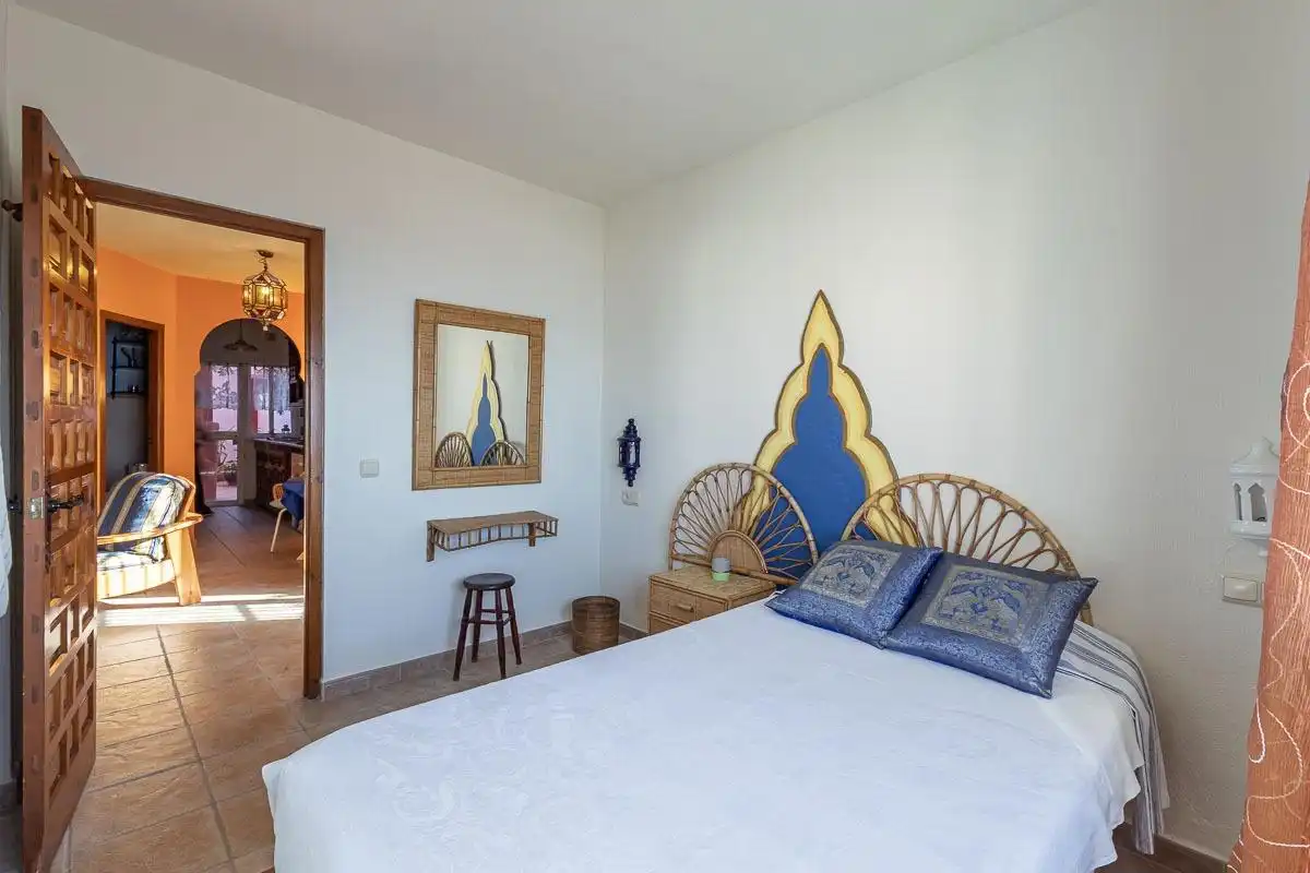 Dormitori de Casa o xalet en venda en Almuñécar amb Aire condicionat, Calefacció i Jardí privat
