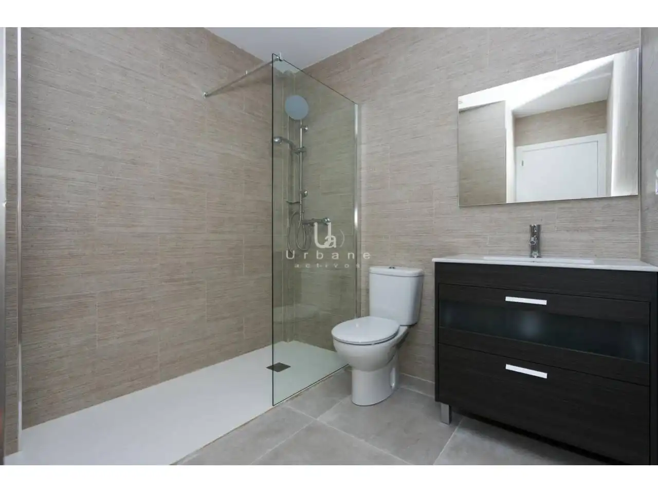 Chalet con piscina en venta en Calle Manuel de Falla, imagen 11