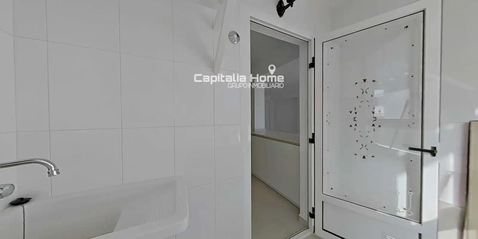 Baño de Ático en venta en Torrevieja con Calefacción y Terraza