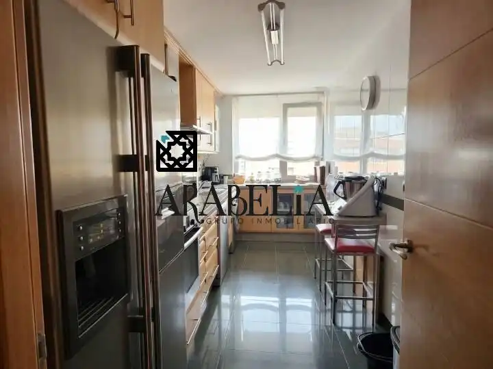 Cuina de Pis en venda en Córdoba amb Aire condicionat, Calefacció i Parquet