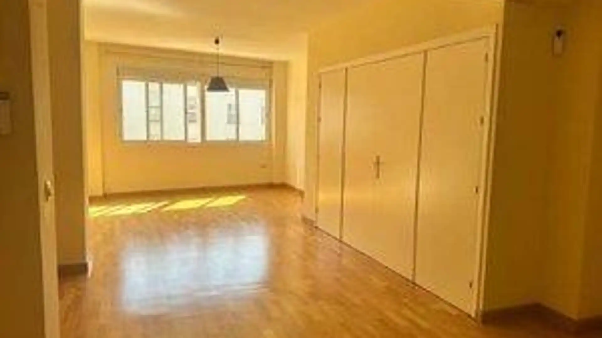 Bedroom of Study for sale in  Sevilla Capital  with Air Conditioner and Heating