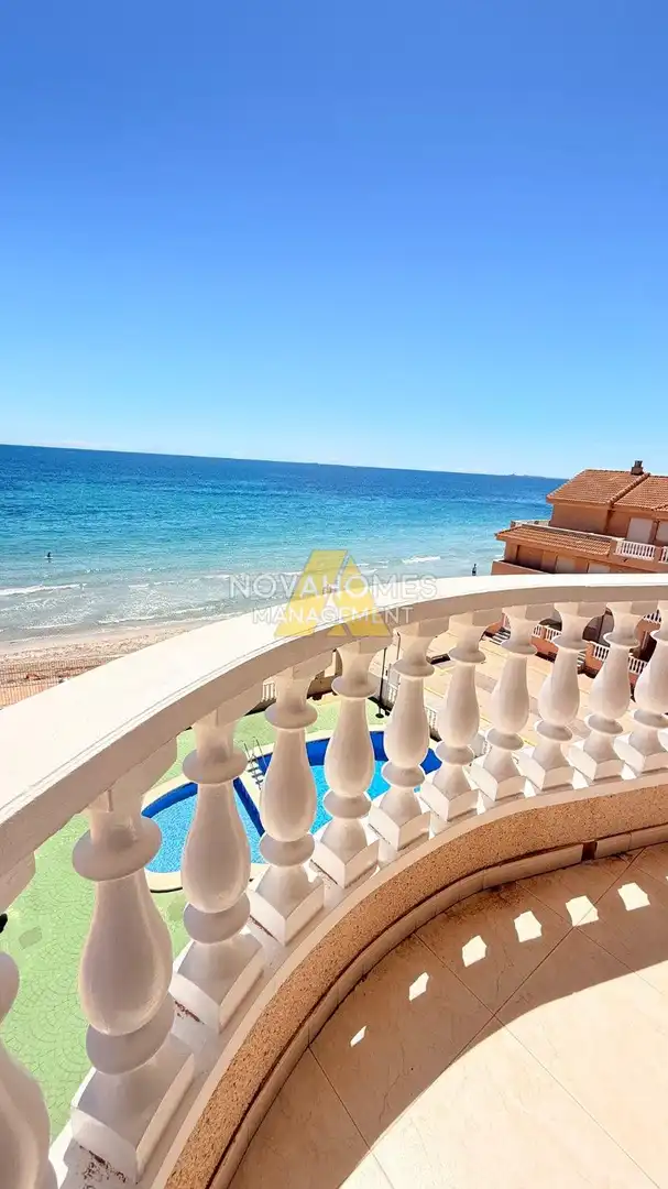 Terrasse von Wohnungen zum Verkauf in La Manga del Mar Menor mit Klimaanlage, Heizung und Terrasse