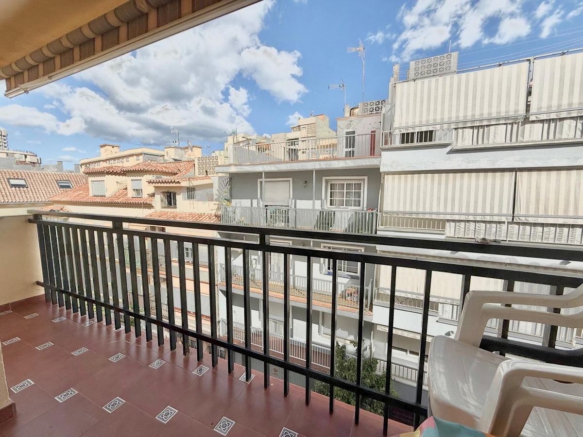 Exterior view of Apartment for sale in Fuengirola  with Air Conditioner, Heating and Terrace