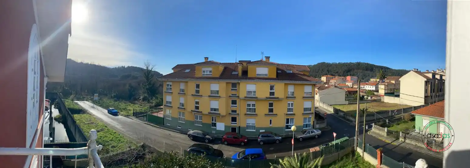 Vista exterior de Casa o chalet en venta en Soto del Barco con Calefacción, Jardín privado y Parquet