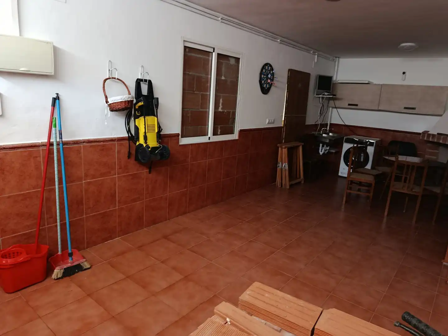 Casa adosada en venda en Mota del Cuervo amb Calefacció, Terrassa i Moblat
