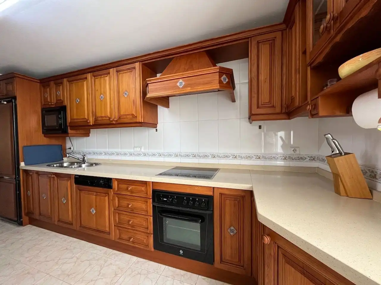 Cocina de Ático de alquiler en Vélez-Málaga con Aire acondicionado, Calefacción y Terraza