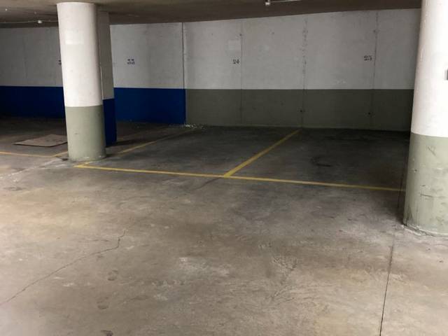 Garaje en Venta en Pasaje Pintora Frida Kahlo, 12 en Santo Domingo y San Martín