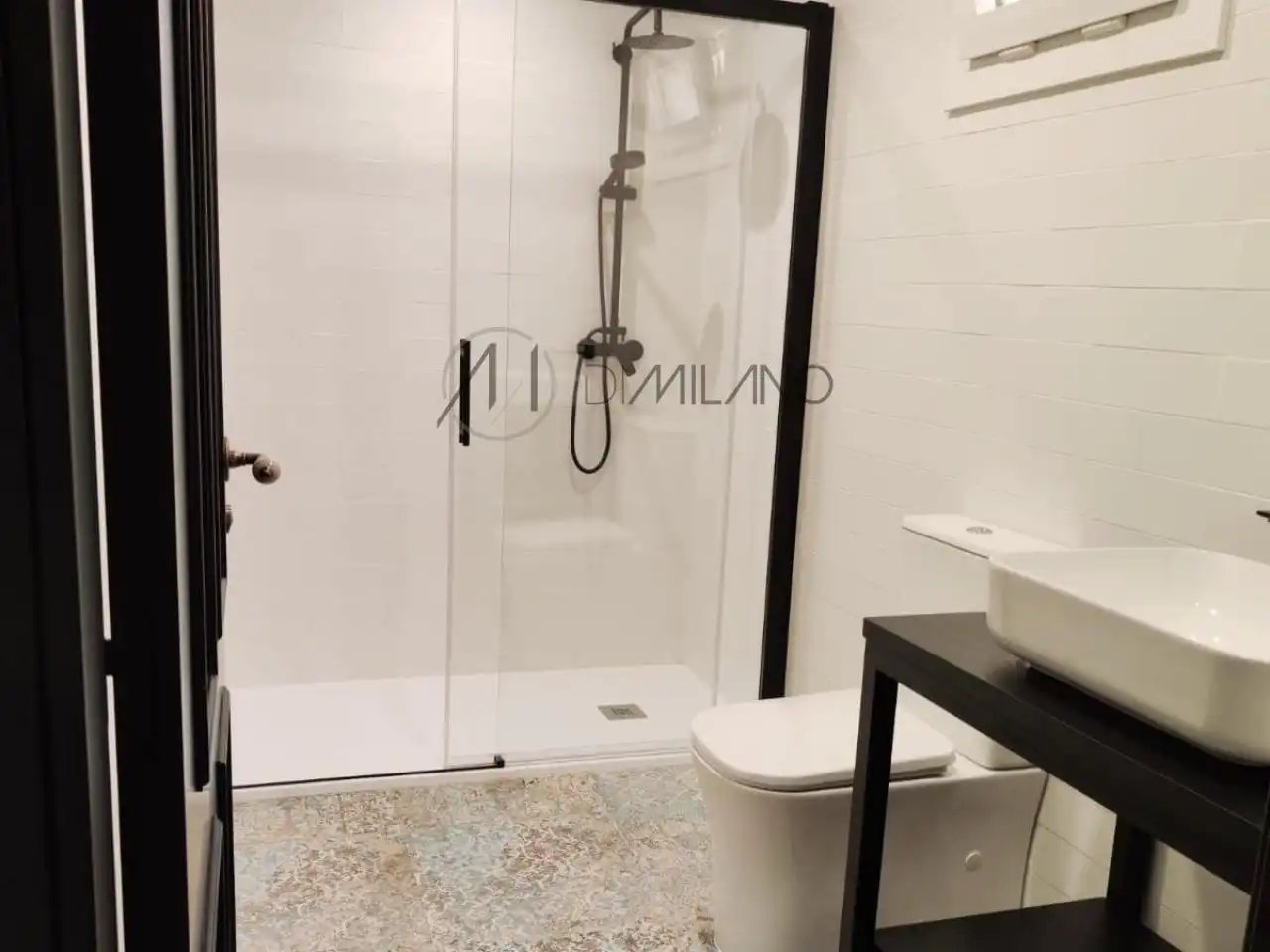 Bany de Dúplex en venda en Vigo  amb Calefacció